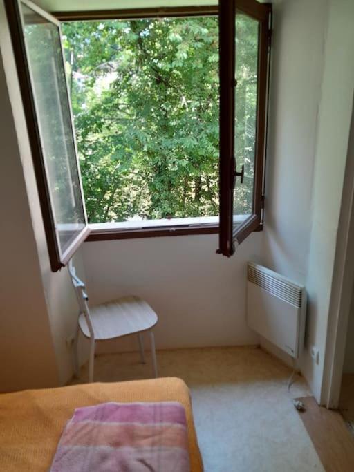 Appartement Privatif Tout Equipe En Bord De Riviere Figeac Exterior foto